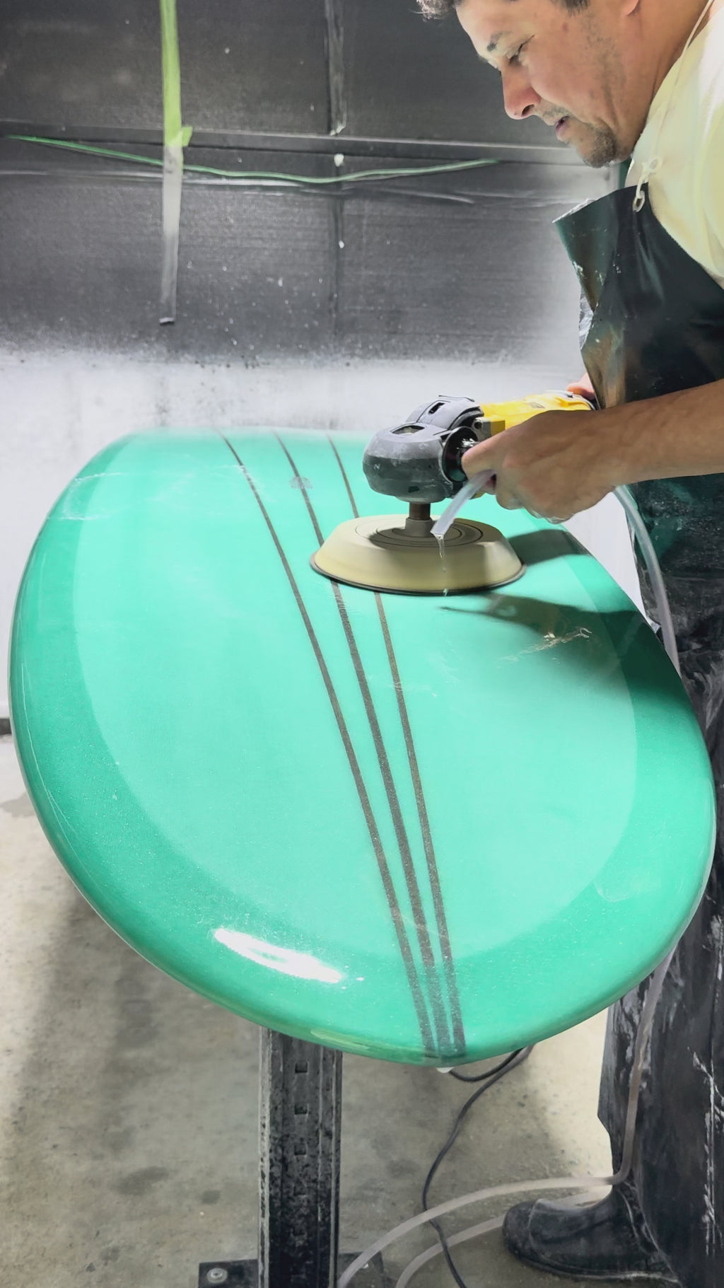 The Special One | PU | 9'10" | 78.46L | Verde Pérola